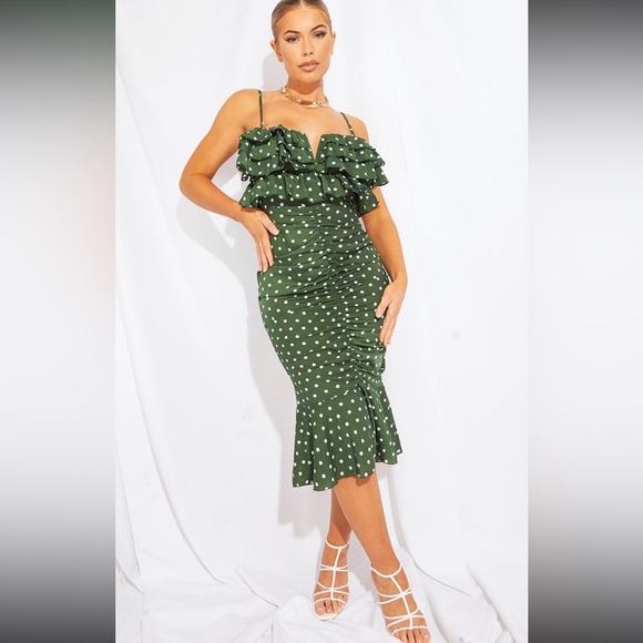 PrettyLittleThing Dresses & Skirts - Pretty Little Thing PLT Emerald Green Polka Dot Midi Dress